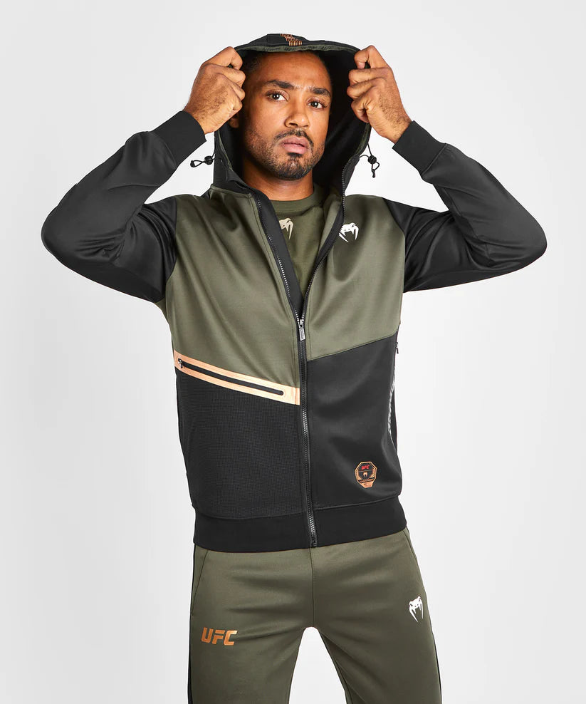 Sudadera Venum UFC Adrenaline Fight Week (khaki)