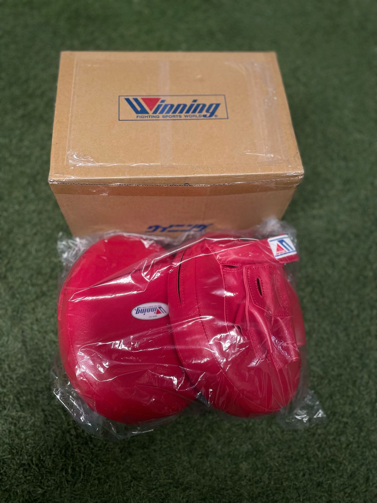 Manoplas CM-50 Winning de piel