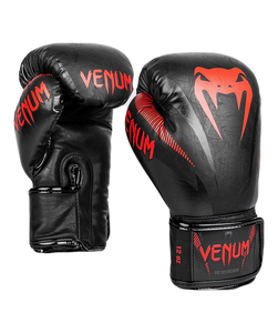 Guantes de Boxeo Venum Impact (negro/rojo)