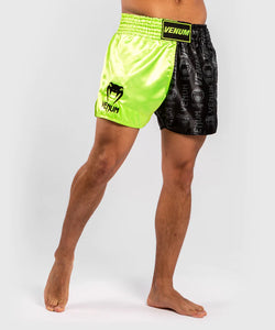 Shorts Venum Muay Thai Logos negro/verde