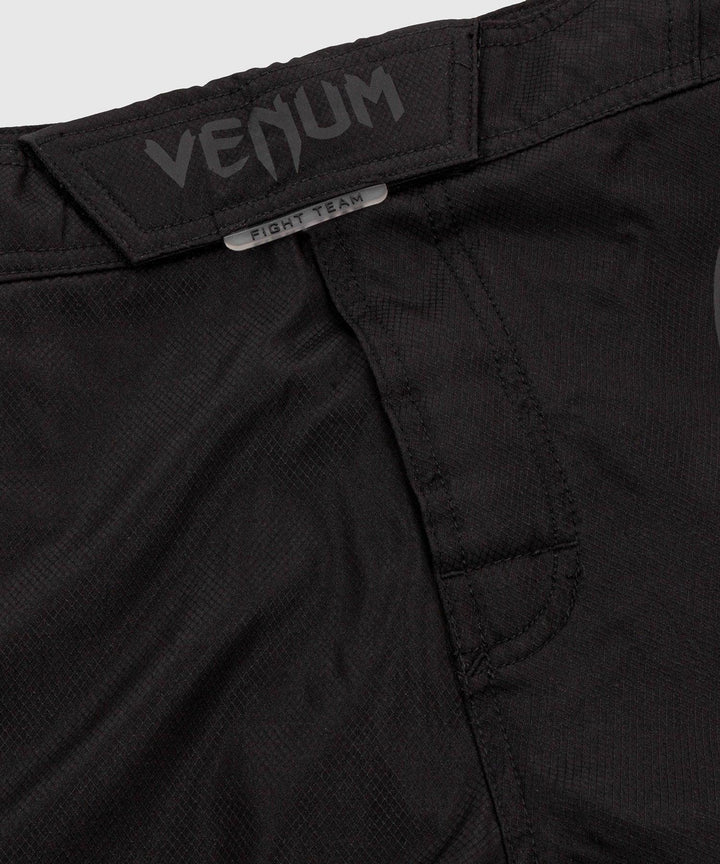 Fight Shorts Venum Light 3.0 Negro/Negro